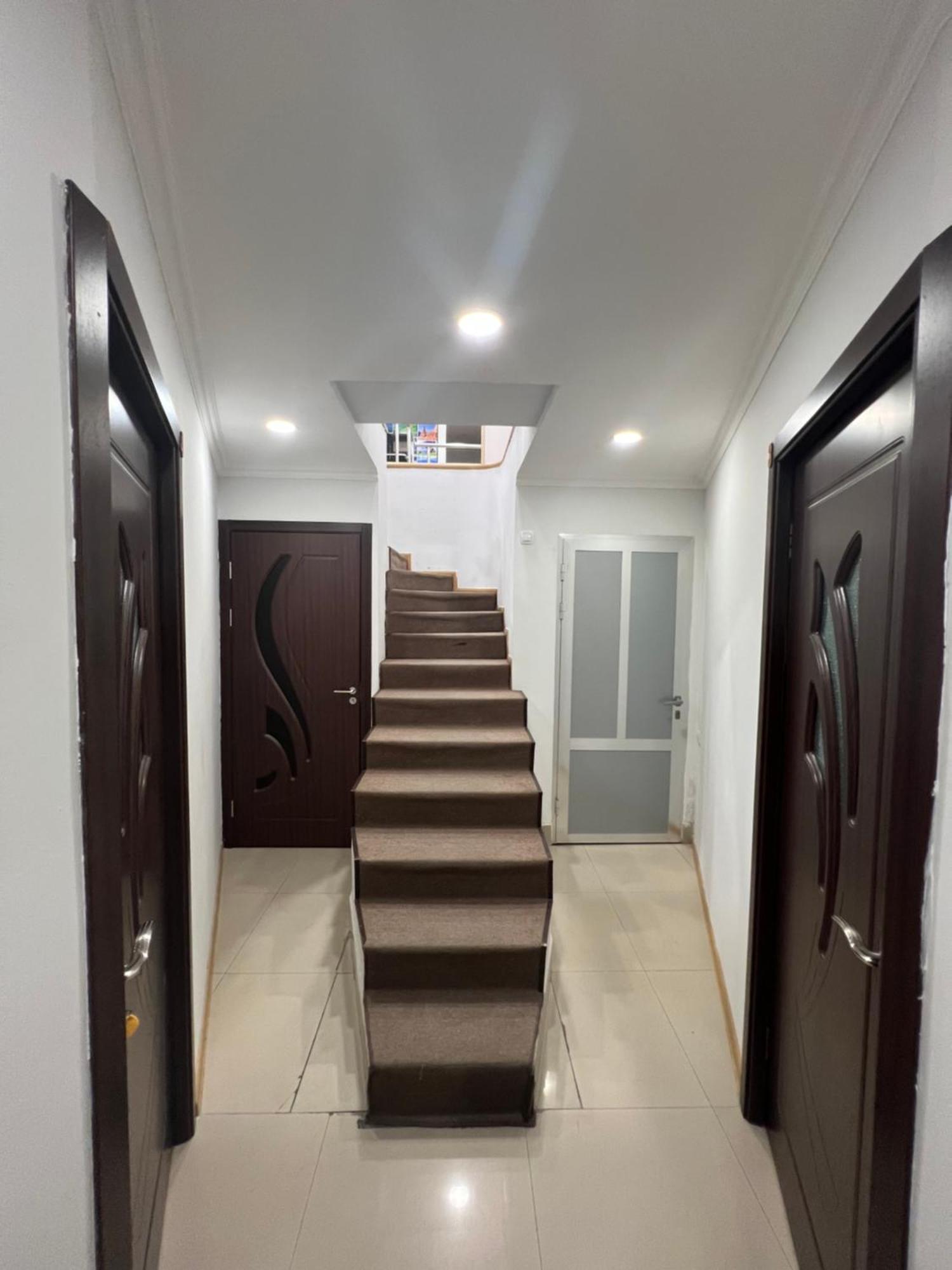 Guest House Northern Avenue Erivan Exterior foto